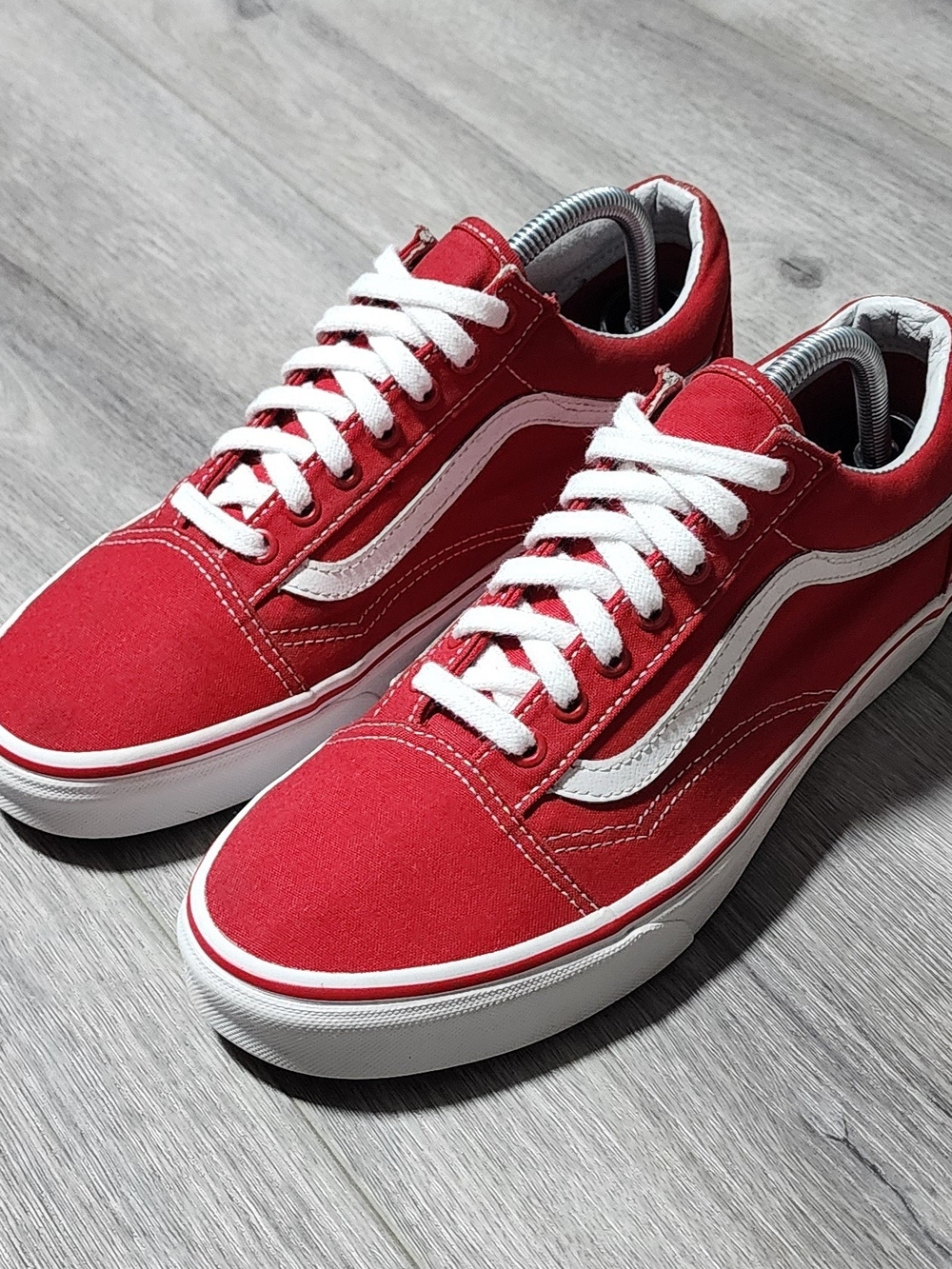 Vans Old Skool Low Top Red Canvas Sneakers Mens Size 9.5 Womens Size 11